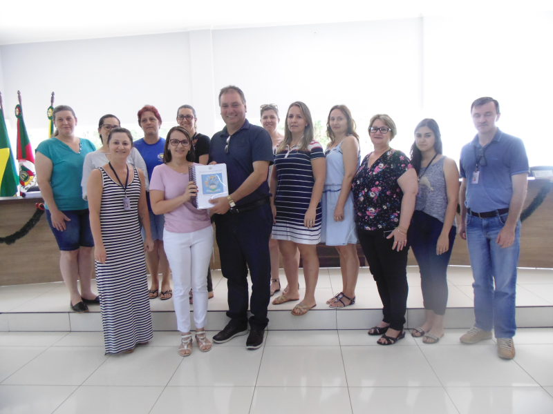 ENTREGA DO DOCUMENTO ORIENTADOR DO TERRITÓRIO MUNICIPAL